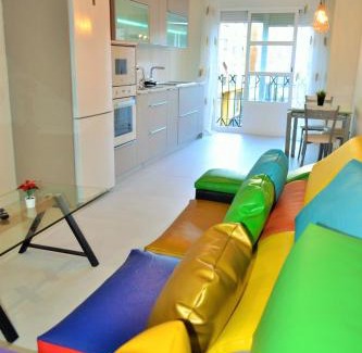 Bailen-Miraflores Apartment | Apartamentos Garage Centro