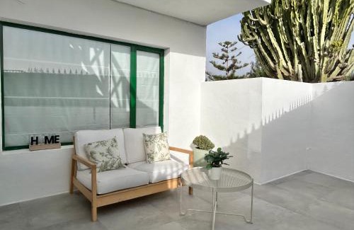 Puerto del Carmen Apartment | Apartamentos LlAMAR