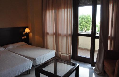 Parque Alcosa Apartment | Apartamentos Luxsevilla Palacio