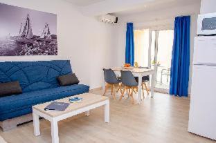 Cala Blanca Apartment | Apartamentos Maribel