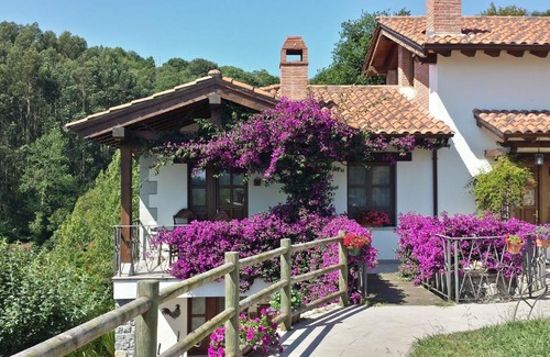 Ribadesella Apartment | Apartamentos Rurales La Güertona