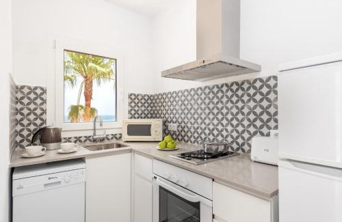 Son Bou Apartment | Apartamentos Sunsets