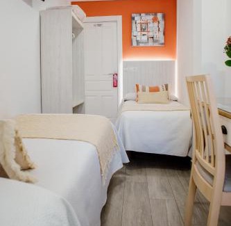 Cruz de Humilladero House | Apartamentos Turisticos Mastil 16 P2