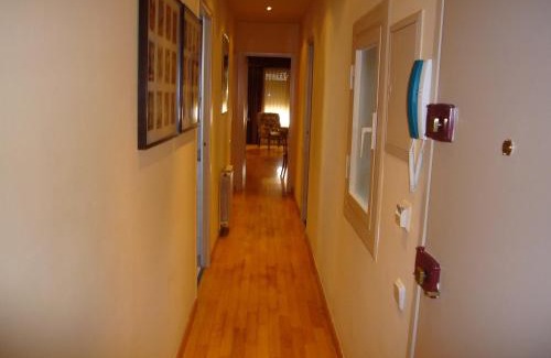 Dreta de l'Eixample Apartment | Apartaments Sant Jordi Girona 97