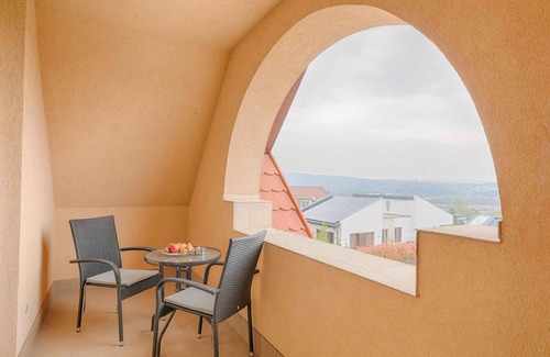 Heviz Condo | Apartement with indoor swimming pool and sauna