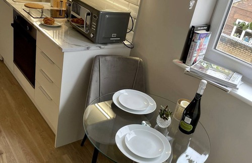 Mill Road Apartment | Aparthotel for 4 guests in Central Cambridge