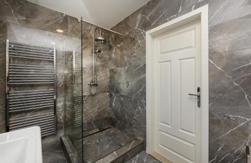 Zelezna Ruda Apartment | Apartmán Jezerní