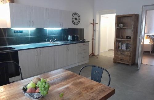 Pardubice Apartment | Apartmán Maya