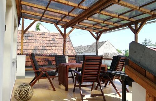 Jevisovka House | Apartmán s vinným sklepem Four Grapes