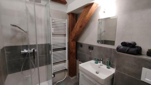 Stare Buky Apartment | Apartmán v podhůří Krkonoš