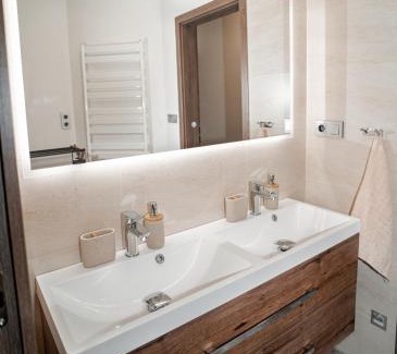 Trutnov Apartment | Apartmánový dům Sklípek