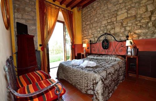 Rignano sull'Arno House | Apartment with pool, Rignano