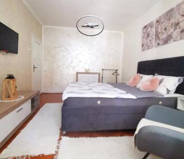 Pirot Apartment | Apartman Aki