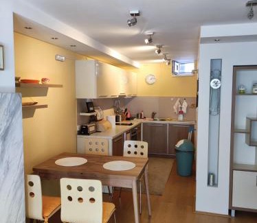 Divcibare Apartment | Apartman Anka