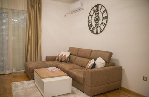 Trebinje Apartment | Apartman Astoria