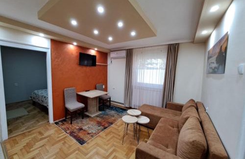 Subotica Apartment | Apartman Borsalino Subotica