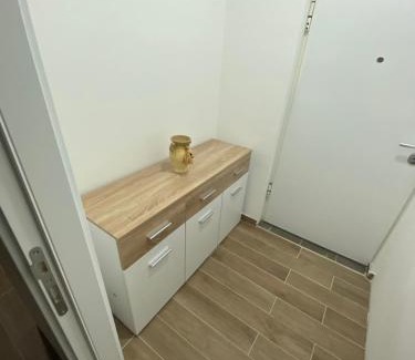 Rakovica Apartment | Apartman bright nest