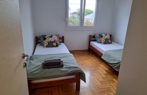Mladenovac Apartment | Apartman Centar V