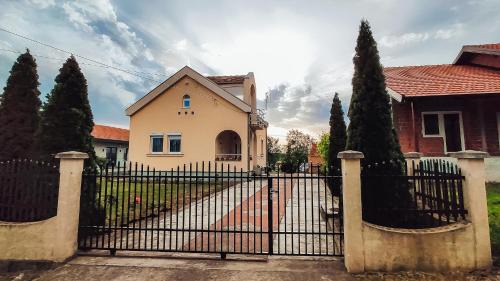 Valjevo Apartment | Apartman Davidović