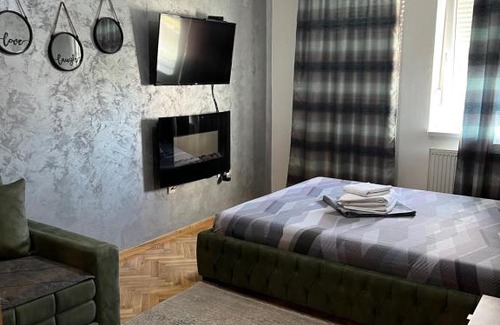 Grbavica Apartment | Apartman Didi2- free private parking-garage