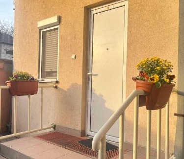 Sremska Mitrovica Apartment | Apartman Dionis SM 2