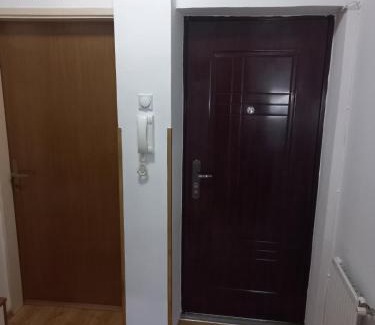 Pirot Apartment | Apartman Ena i Vuk