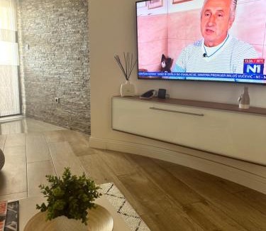 Pozarevac Apartment | Apartman Gold