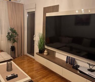Vranje Apartment | Apartman Golden Crown
