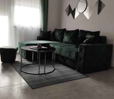 Sremska Mitrovica Apartment | Apartman Green!