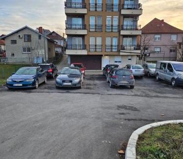 Lazarevac Apartment | Apartman Helena 2