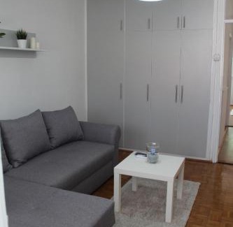 Pirot Apartment | Apartman KEJ
