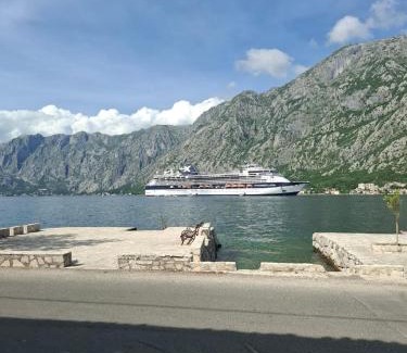 Kotor Apartment | Apartman Lazovic Prcanj
