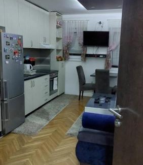 Valjevo Apartment | Apartman Luna