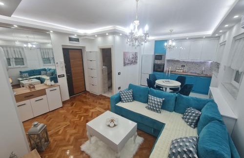 Kraljevo Apartment | Apartman Milos, privatan parking