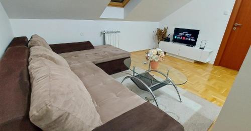 Pozarevac Apartment | Apartman Panorama