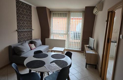 Hajduszoboszlo Apartment | Apartman-Romance