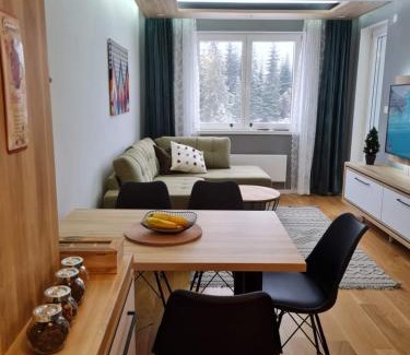 Jahorina Apartment | Apartman Snowflake - Odmah do Ski Lifta, Jahorina