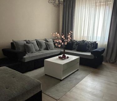 Subotica Apartment | Apartman Tara