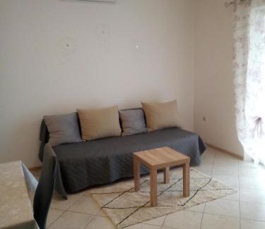 Seget Donji Apartment | Apartman ULA