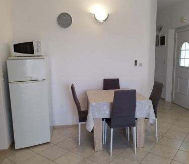 Seget Donji Apartment | Apartman ULA