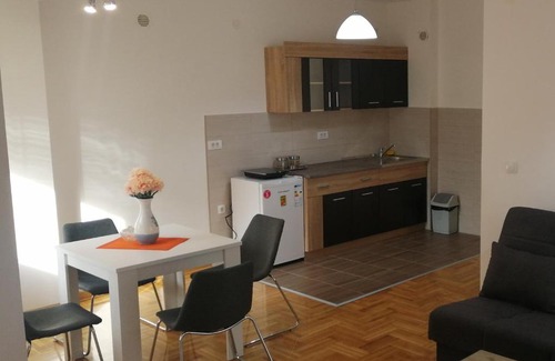 Krusevac Apartment | Apartman UNO