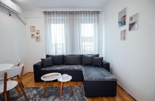 Kraljevo Apartment | Apartman Vas dom