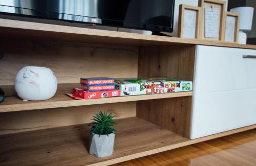 Kraljevo Apartment | Apartman Vas dom