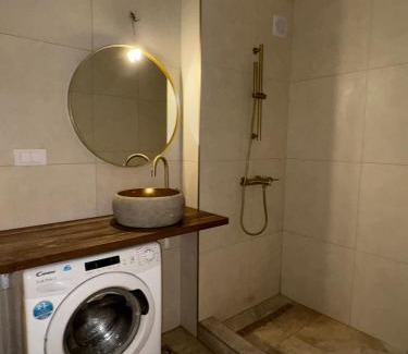 Slavija Apartment | Apartman Viktoria