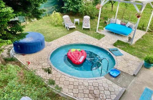 Petrovaradin Apartment | Apartman White House with sauna