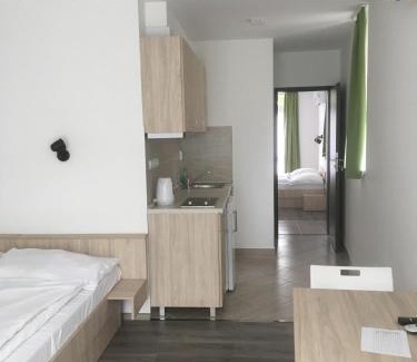 Balatonfured Apartment | Apartmanhotel Baraton*