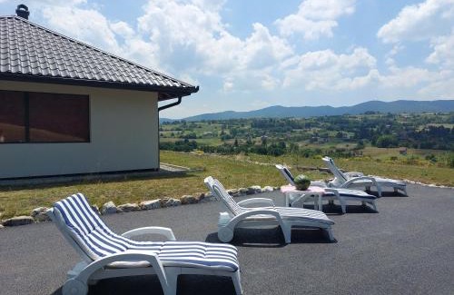 Kremna Apartment | Apartmani ŠUMSKA KUĆA