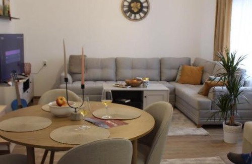 Pale Apartment | Apartmani Grot Pale