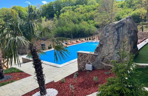 Vrdnik House | Apartmani Joka i Drvene kucice