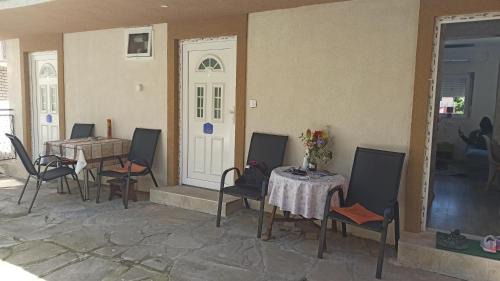 Prolomska Banja Apartment | Apartmani Lovcen